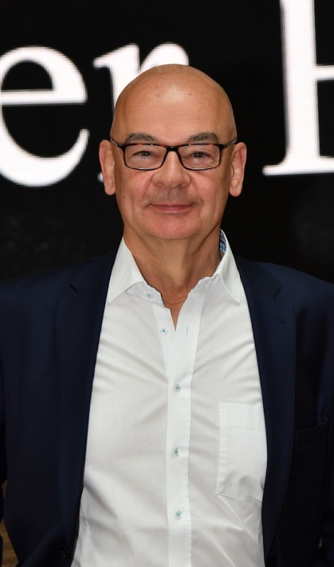 Autor Dieter Bednarz Foto ┬® Hasan Demirci Portrait.jpg